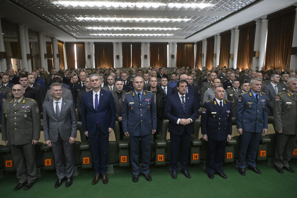 Честитка поводом Дана Команде за обуку